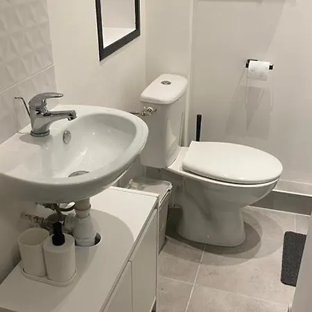 Apartment Studette Pres De La Gare De